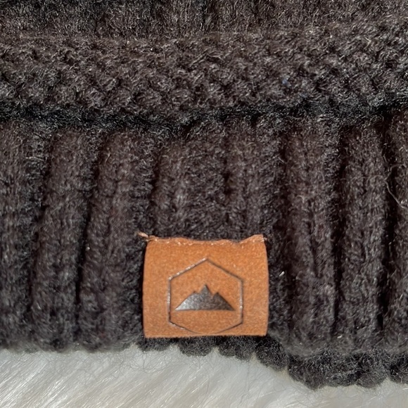 Knit Beanie Hat Set - Picture 7 of 9